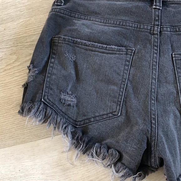 Express Jeans Black Distressed Jean Short Shorts - Picture 8 of 9